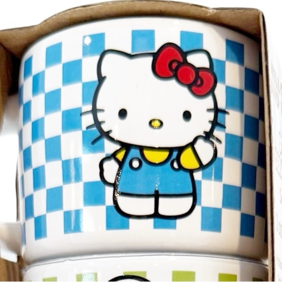 NWT Hello Kitty and Friends Stackable Mugs  3 oz each/set of 4 - Picture 9 of 12